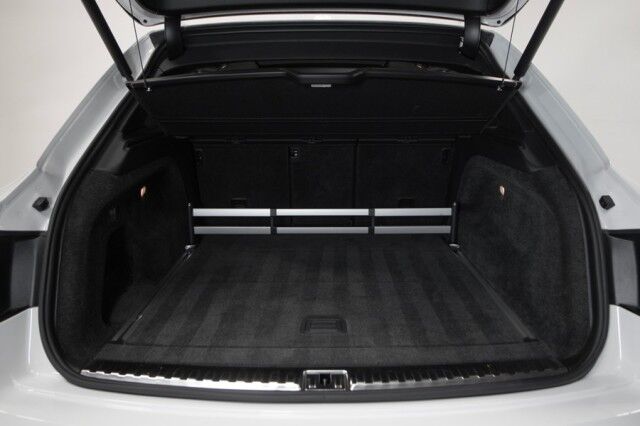 2017 Bentley Bentayga W12 ($258,115 MSRP) *ONLY 14,000 MILES* *1-OWNER SINCE NEW* *LOADED* San Diego CA