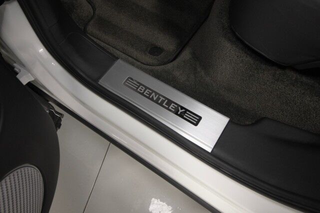 2017 Bentley Bentayga W12 ($258,115 MSRP) *ONLY 14,000 MILES* *1-OWNER SINCE NEW* *LOADED* San Diego CA