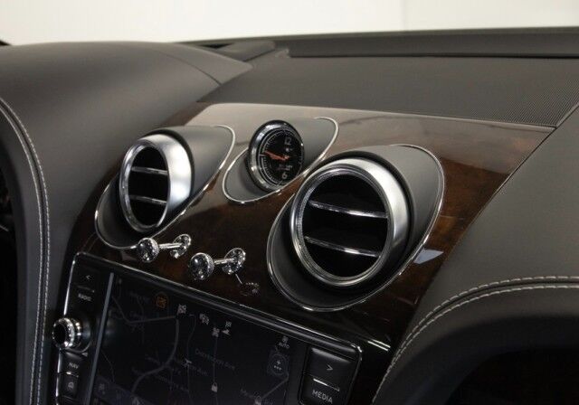 2017 Bentley Bentayga W12 ($258,115 MSRP) *ONLY 14,000 MILES* *1-OWNER SINCE NEW* *LOADED* San Diego CA