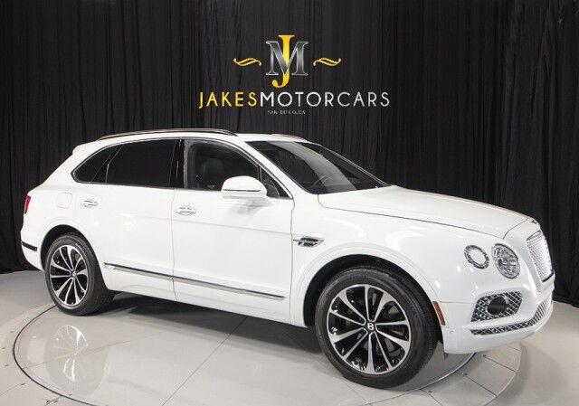 2017 Bentley Bentayga W12 ($258,115 MSRP) *ONLY 14,000 MILES* *1-OWNER SINCE NEW* *LOADED* San Diego CA