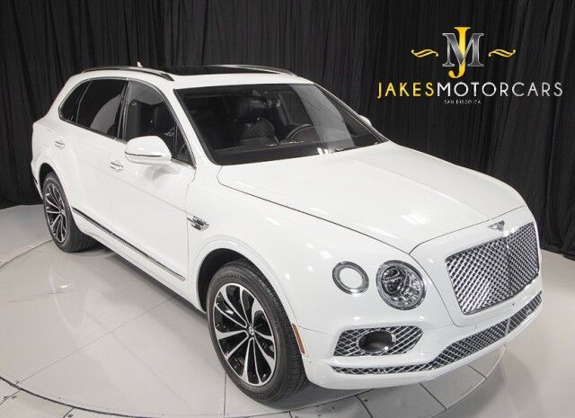 2017 Bentley Bentayga W12 ($258,115 MSRP) *ONLY 14,000 MILES* *1-OWNER SINCE NEW* *LOADED* San Diego CA