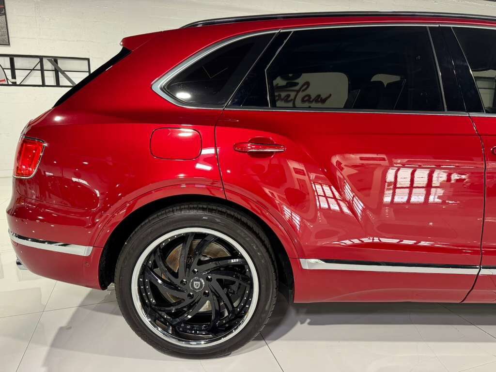 2017 Bentley Bentayga W12 Rubino Red paint, Naim for Bentley audio system AND MUCH MUCH MORE!! Fort Lauderdale FL