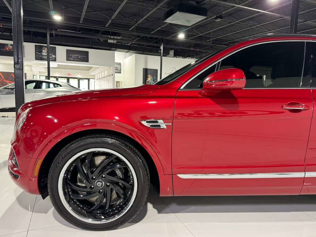 2017 Bentley Bentayga W12 Rubino Red paint, Naim for Bentley audio system AND MUCH MUCH MORE!! Fort Lauderdale FL