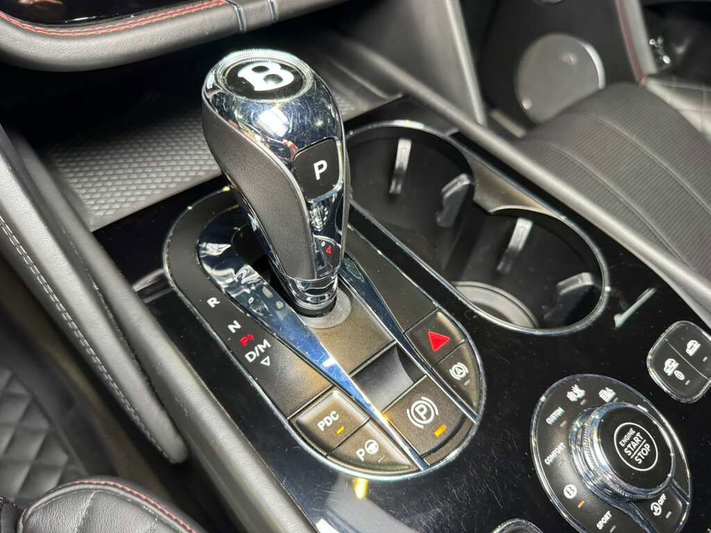 2017 Bentley Bentayga W12 Rubino Red paint, Naim for Bentley audio system AND MUCH MUCH MORE!! Fort Lauderdale FL