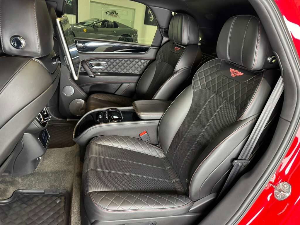 2017 Bentley Bentayga W12 Rubino Red paint, Naim for Bentley audio system AND MUCH MUCH MORE!! Fort Lauderdale FL