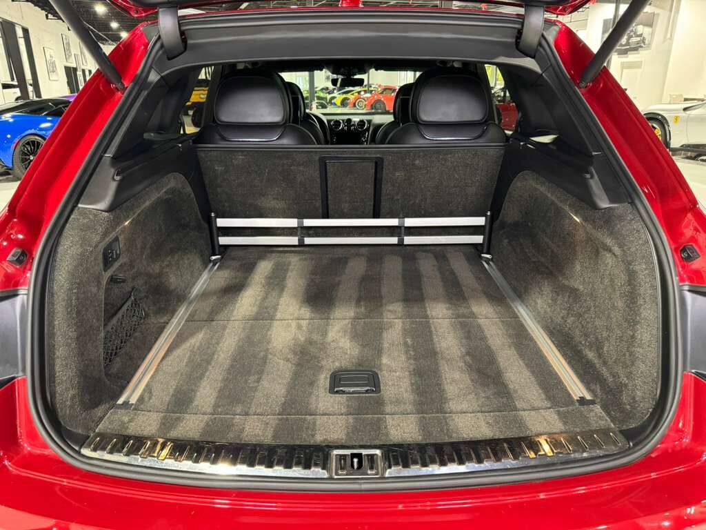 2017 Bentley Bentayga W12 Rubino Red paint, Naim for Bentley audio system AND MUCH MUCH MORE!! Fort Lauderdale FL