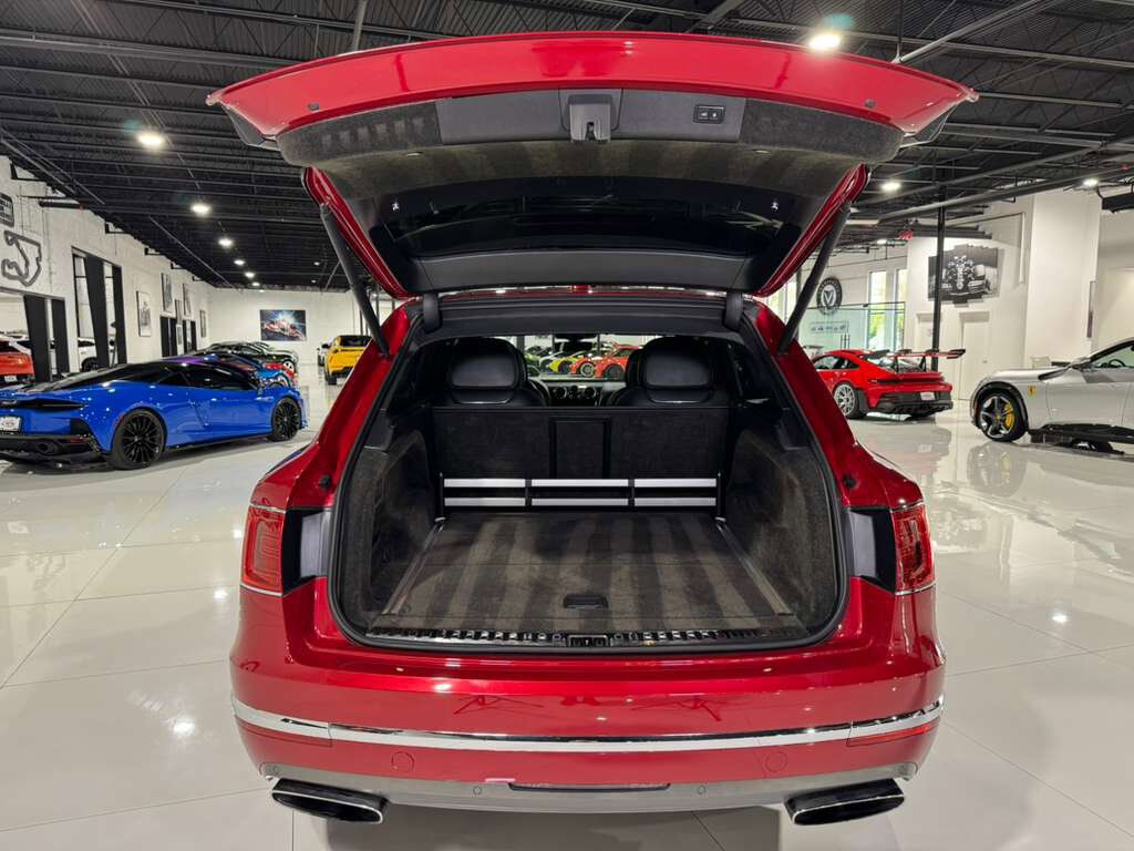 2017 Bentley Bentayga W12 Rubino Red paint, Naim for Bentley audio system AND MUCH MUCH MORE!! Fort Lauderdale FL