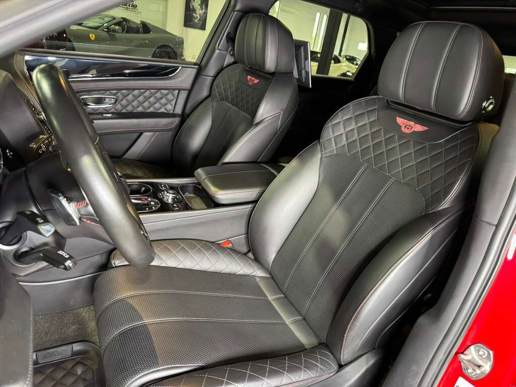 2017 Bentley Bentayga W12 Rubino Red paint, Naim for Bentley audio system AND MUCH MUCH MORE!! Fort Lauderdale FL