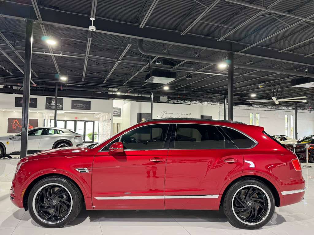 2017 Bentley Bentayga W12 Rubino Red paint, Naim for Bentley audio system AND MUCH MUCH MORE!! Fort Lauderdale FL