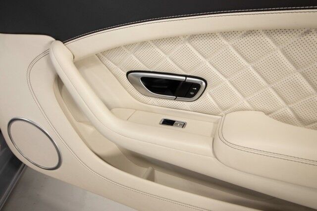2017 Bentley Continental GT W12 ($240,925 MSRP) *MULLINER DRIVING SPEC* *EXTREME SILVER ON LINEN* *ONLY 11,000 MILES* San Diego CA