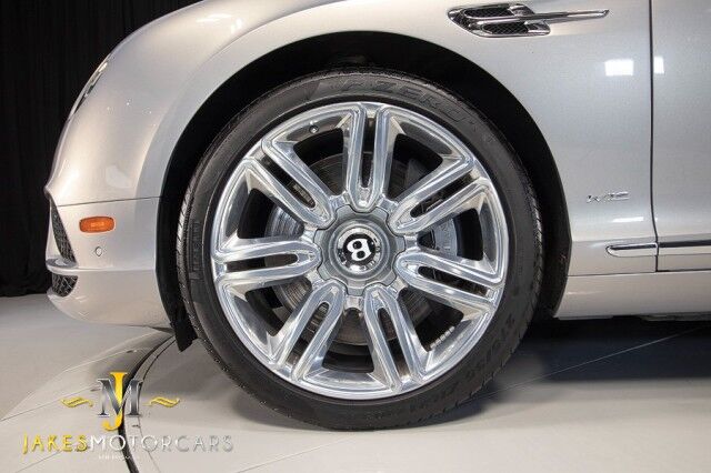 2017 Bentley Continental GT W12 ($240,925 MSRP) *MULLINER DRIVING SPEC* *ONLY 11,000 MILES* *EXTREME SILVER ON LINEN* San Diego CA
