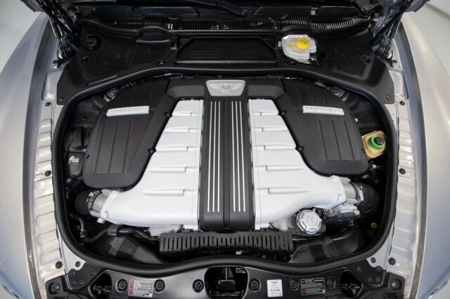 2017 Bentley Continental GT W12 ($240,925 MSRP) *MULLINER DRIVING SPEC* *ONLY 11,000 MILES* *EXTREME SILVER ON LINEN* San Diego CA