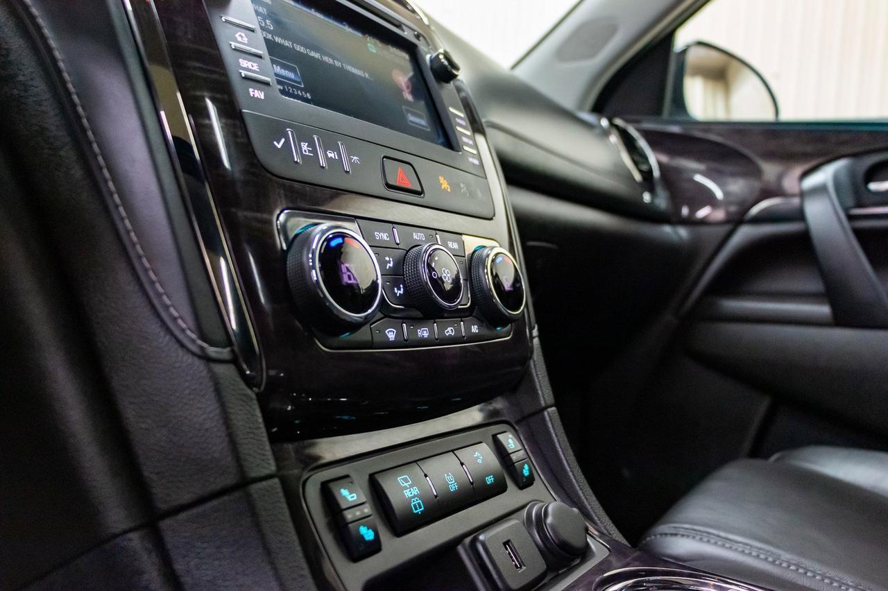 2017 Buick Enclave AWD Leather Roof BCam Red Deer AB