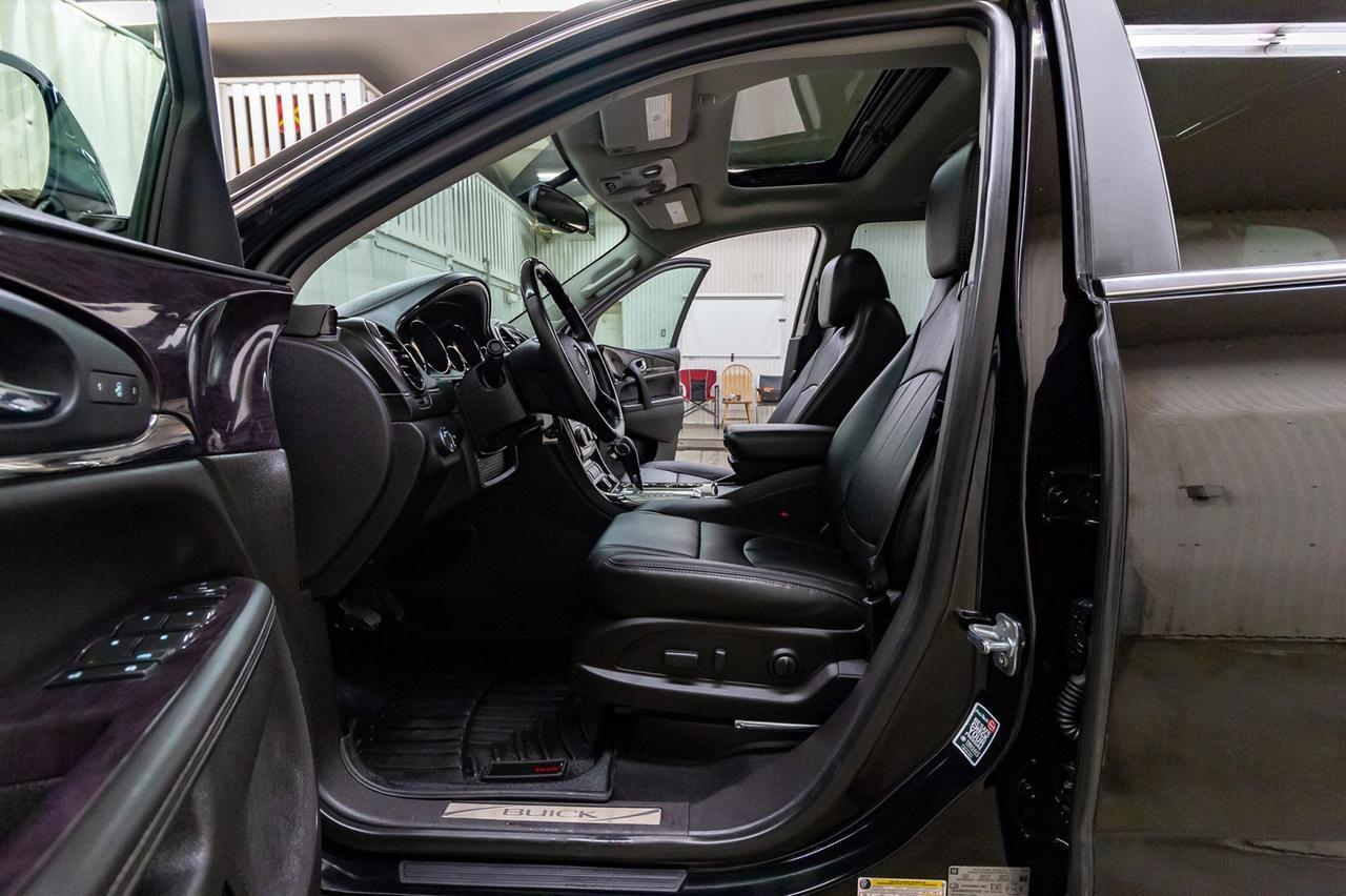 2017 Buick Enclave AWD Leather Roof BCam Red Deer AB