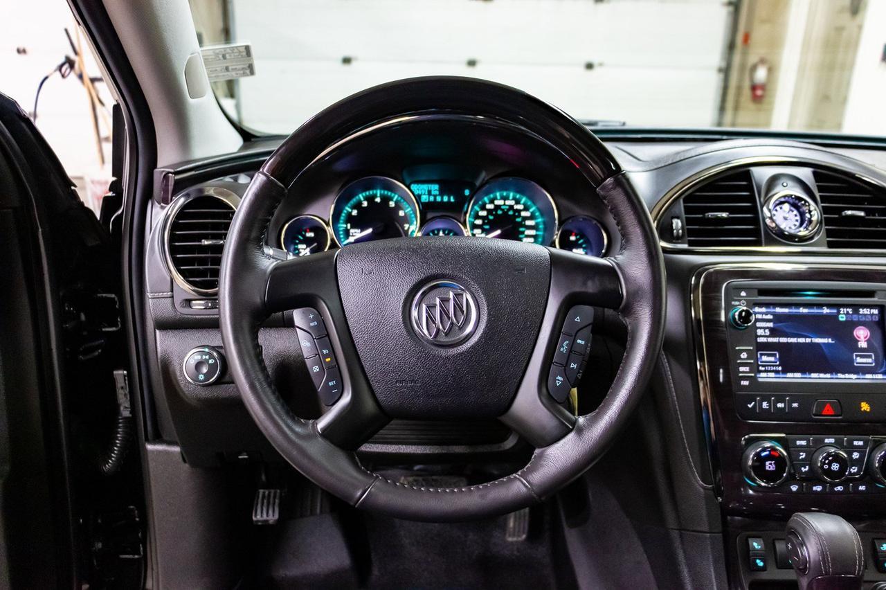 2017 Buick Enclave AWD Leather Roof BCam Red Deer AB