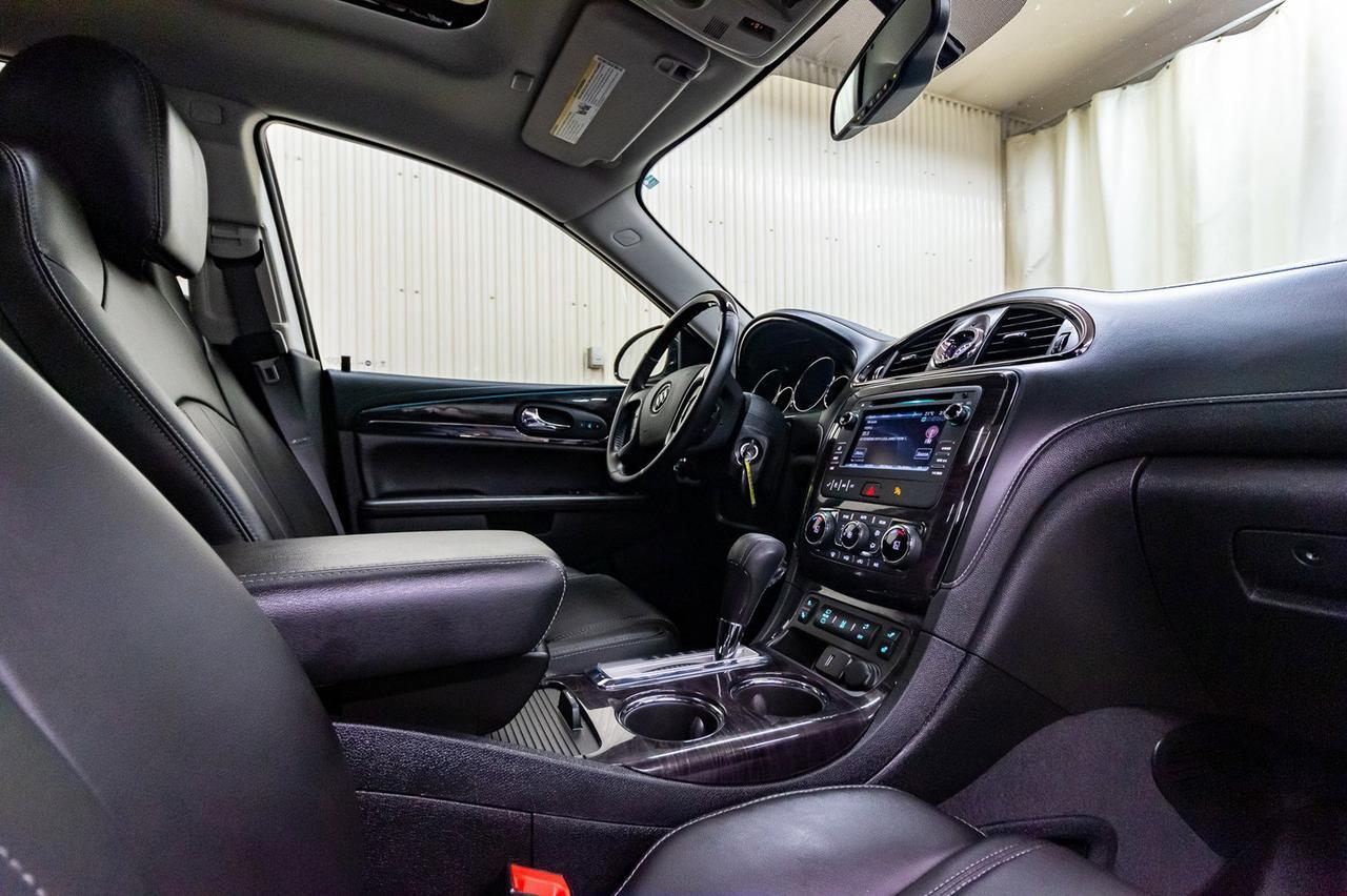 2017 Buick Enclave AWD Leather Roof BCam Red Deer AB