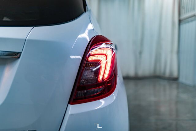 2017 Buick Encore AWD Essence Leather Roof BCam Red Deer AB