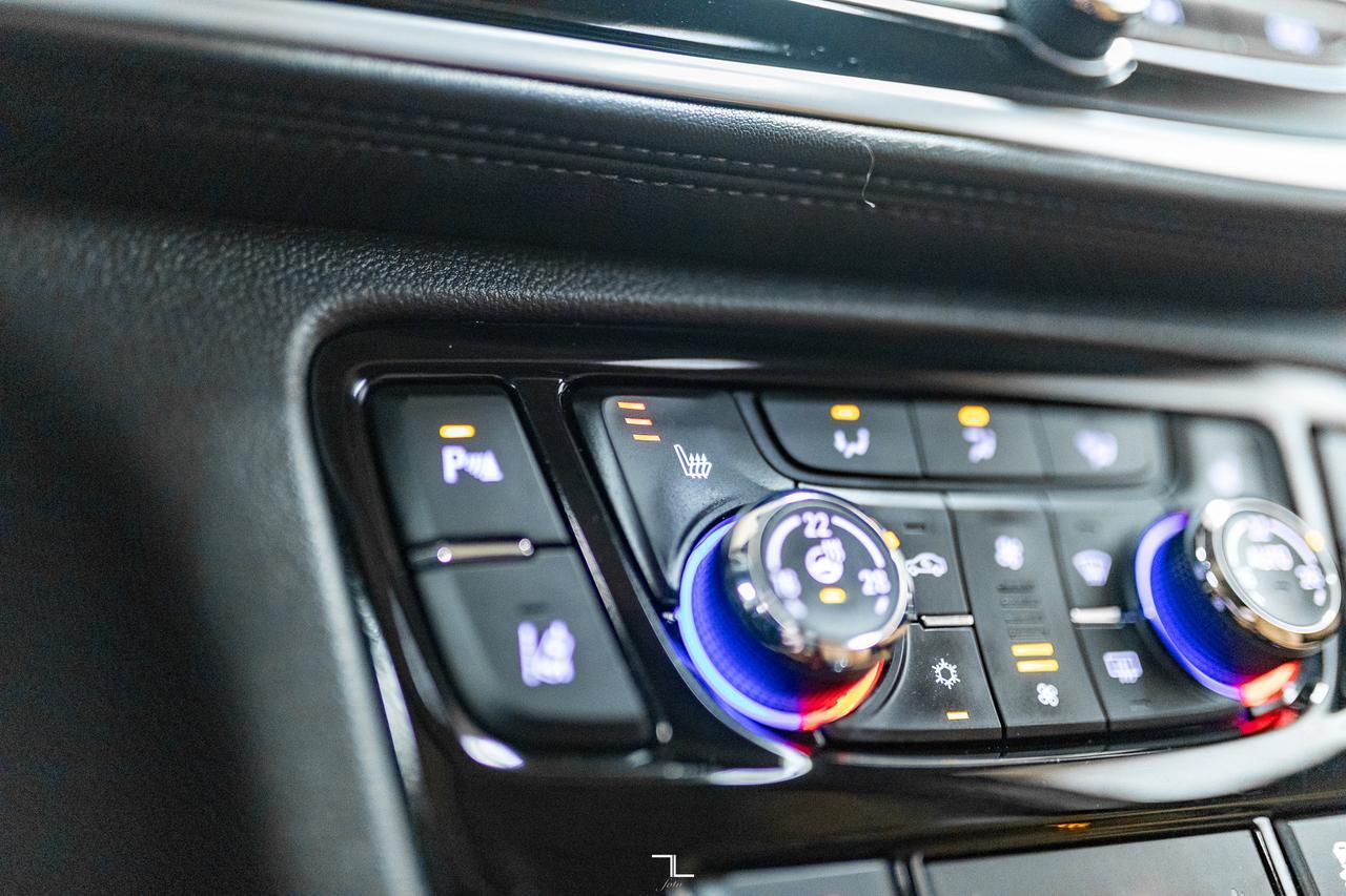 2017 Buick Encore AWD Premium Leather Roof BCam Red Deer AB