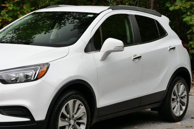 2017 Buick Encore Preferred / Shale Interior / Apple CarPlay! High Point NC