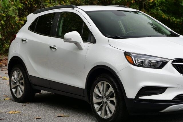 2017 Buick Encore Preferred / Shale Interior / Apple CarPlay! High Point NC
