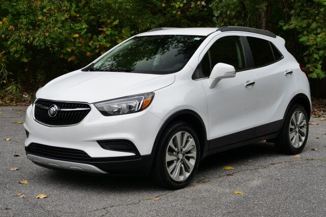 2017 Buick Encore Preferred / Shale Interior / Apple CarPlay! High Point NC