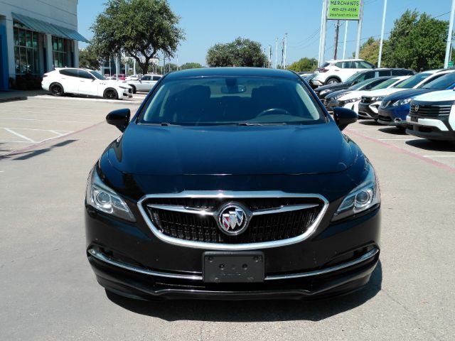 2017 Buick LaCrosse Essence