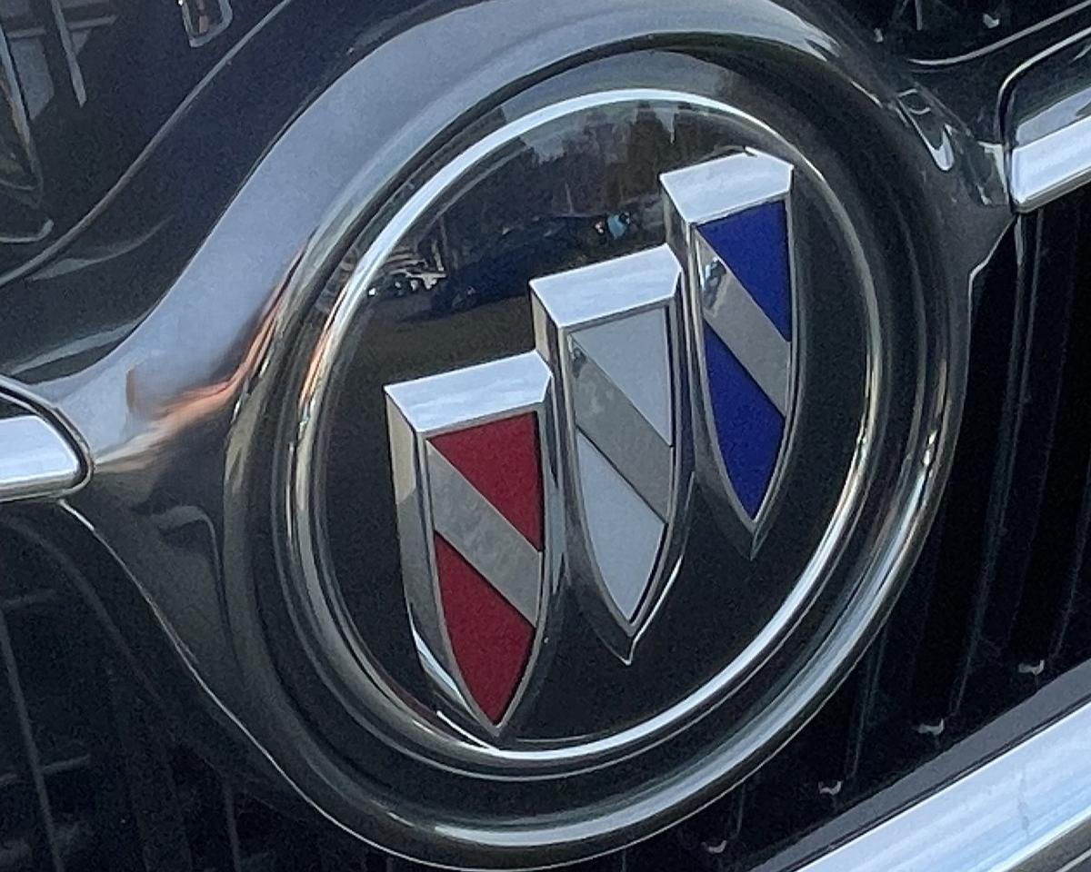 2017 Buick LaCrosse Premium Sedan 4D Port Orchard WA