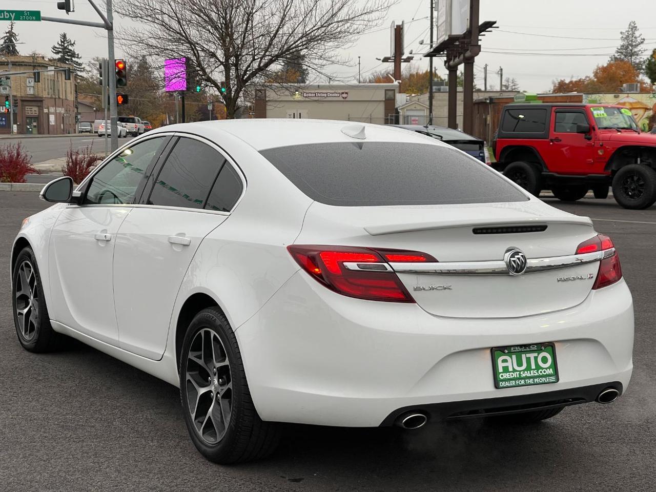 2017 Buick Regal Turbo Sport Touring