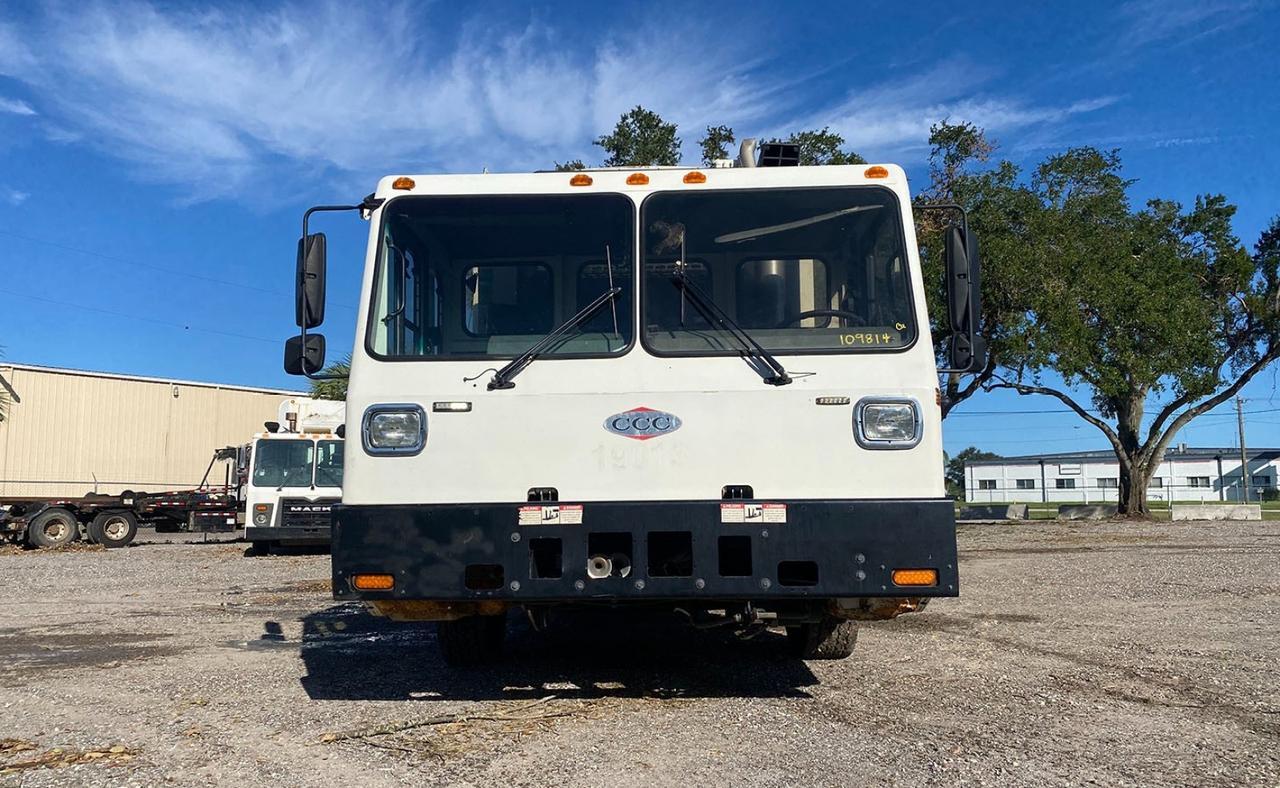 2017 CCC LET2 25 Yard Heil Dura Pack 5000 Rear Loader Garbage Truck Tampa FL