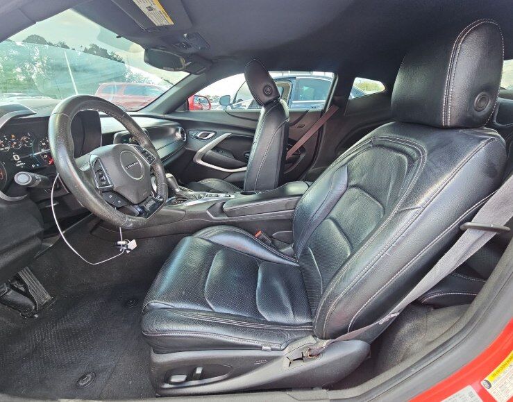 2017 CHEVROLET CAMARO SS KBB 26K WOW Columbus OH