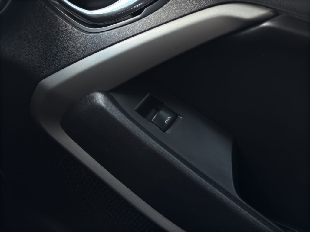 2017 CHEVROLET CAMARO SS KBB 26K WOW Columbus OH