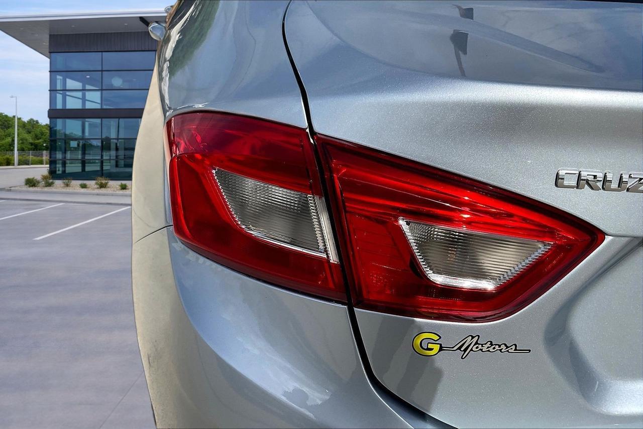 2017 CHEVROLET CRUZE LS Houston TX