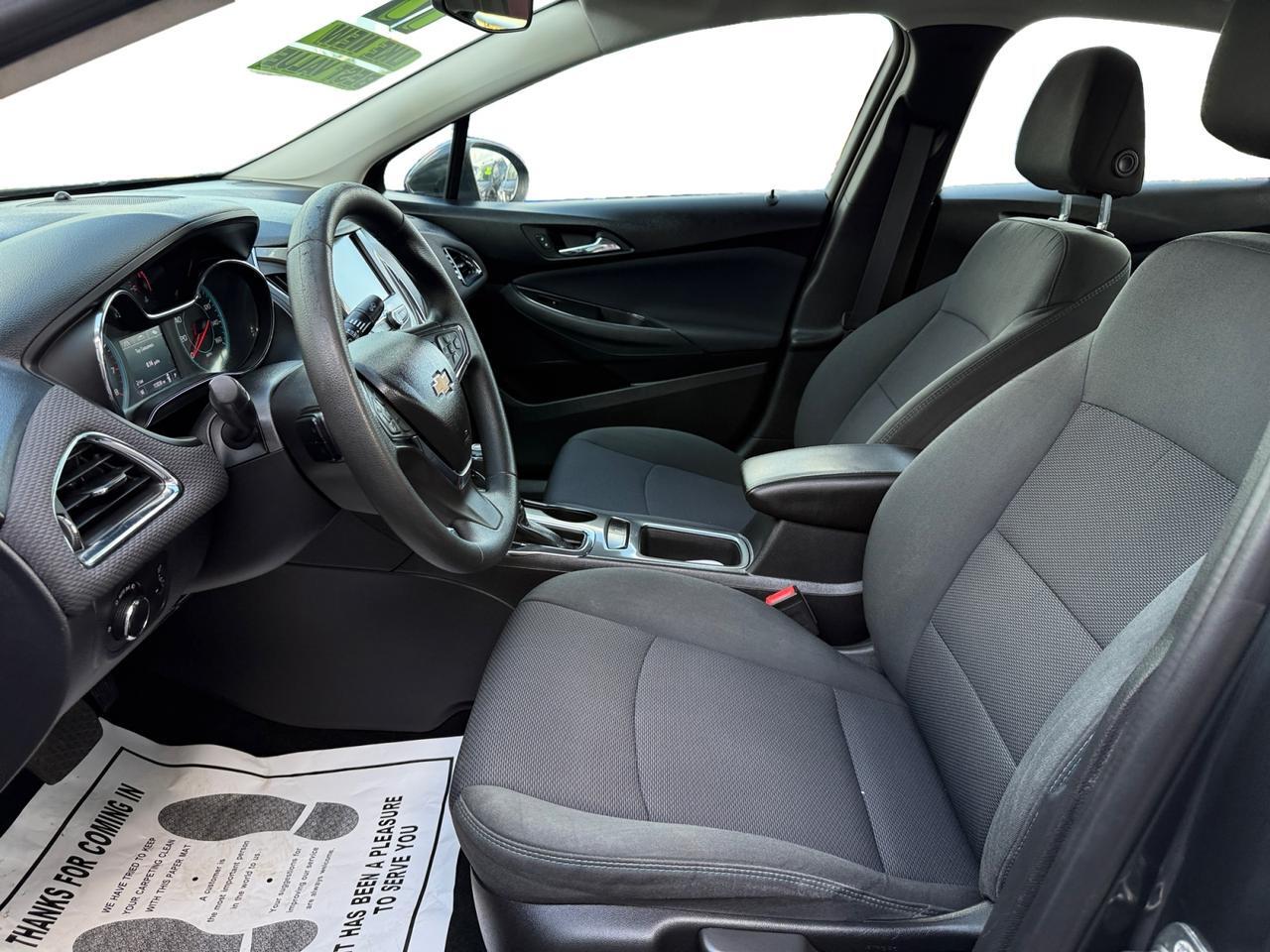 2017 CHEVROLET CRUZE LT LT Kansas City MO