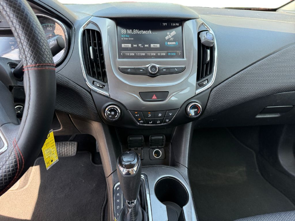2017 CHEVROLET CRUZE LT Toledo OH