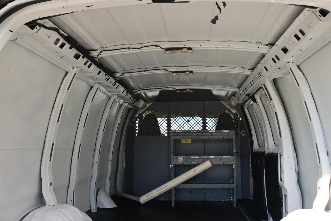 2017 CHEVROLET EXPRESS G2500 Houston TX