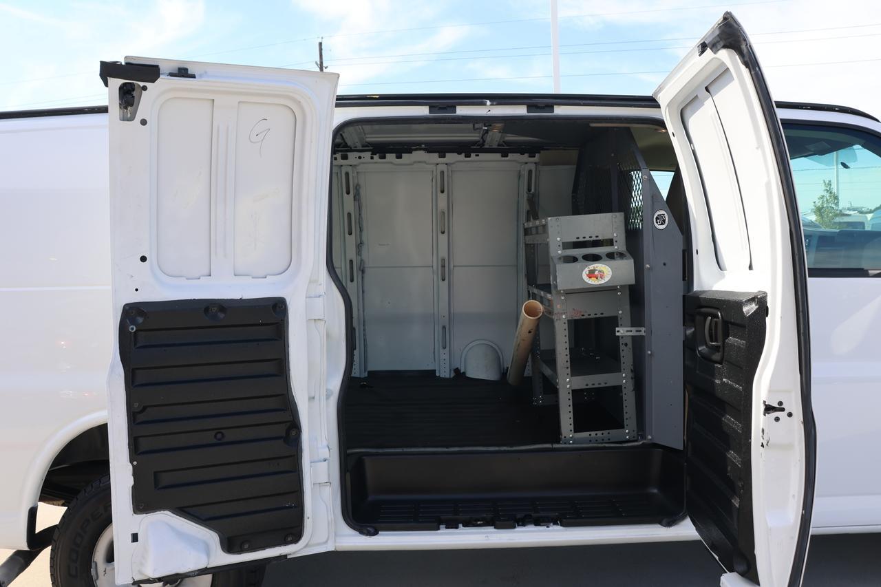 2017 CHEVROLET EXPRESS G2500 Houston TX