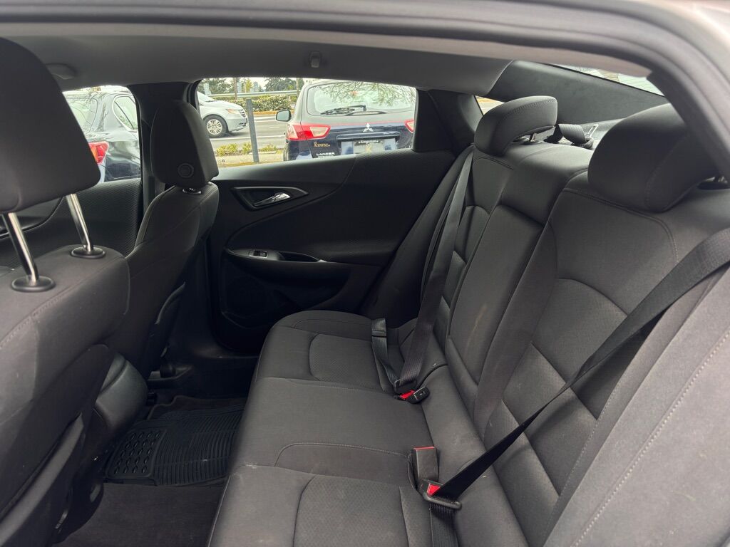 2017 CHEVROLET MALIBU LS Des Moines WA