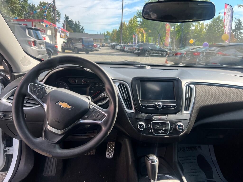 2017 CHEVROLET MALIBU LS Des Moines WA