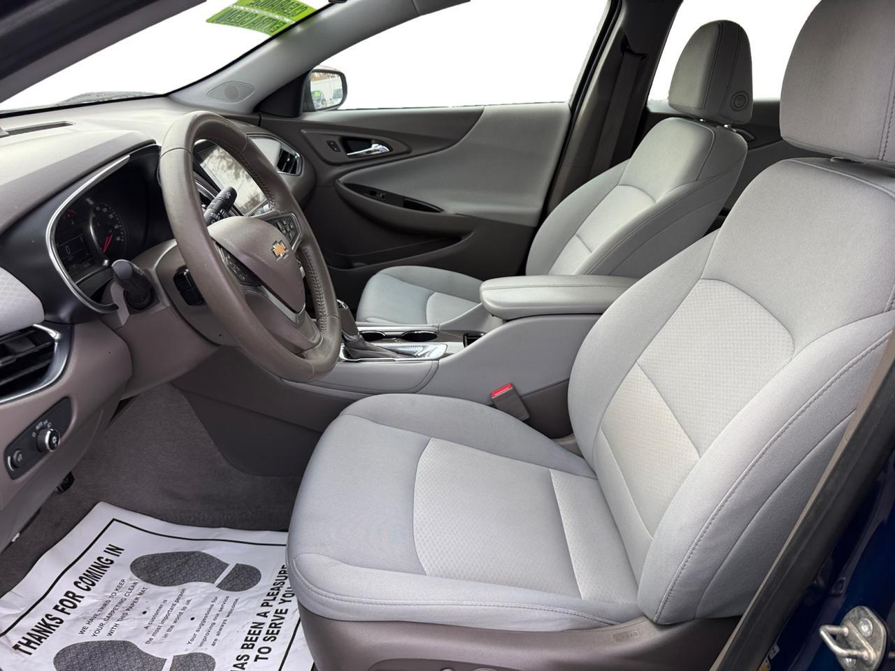 2017 CHEVROLET MALIBU LT (1LT) LT Kansas City MO