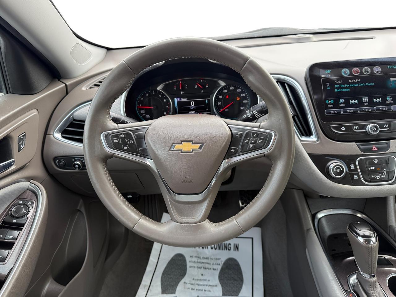 2017 CHEVROLET MALIBU LT (1LT) LT Kansas City MO