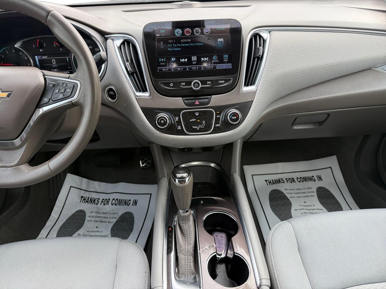 2017 CHEVROLET MALIBU LT (1LT) LT Kansas City MO