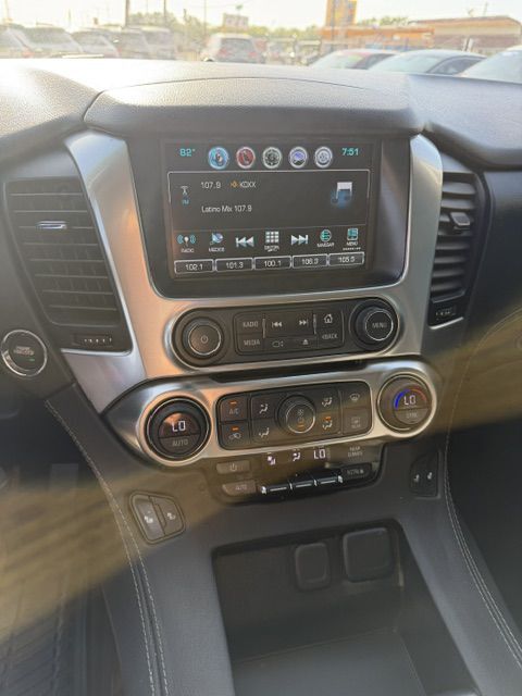 2017 CHEVROLET SUBURBAN 1500 LT Grand Prairie TX