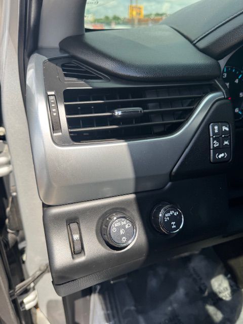 2017 CHEVROLET SUBURBAN 1500 LT Grand Prairie TX