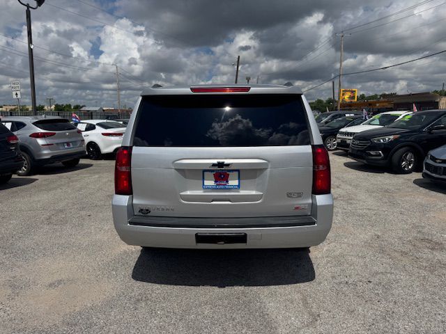 2017 CHEVROLET SUBURBAN 1500 LT Grand Prairie TX
