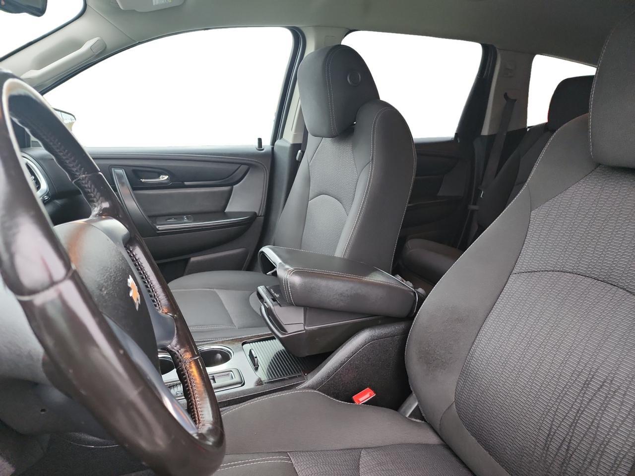 2017 CHEVROLET TRAVERSE 1LT Kansas City MO