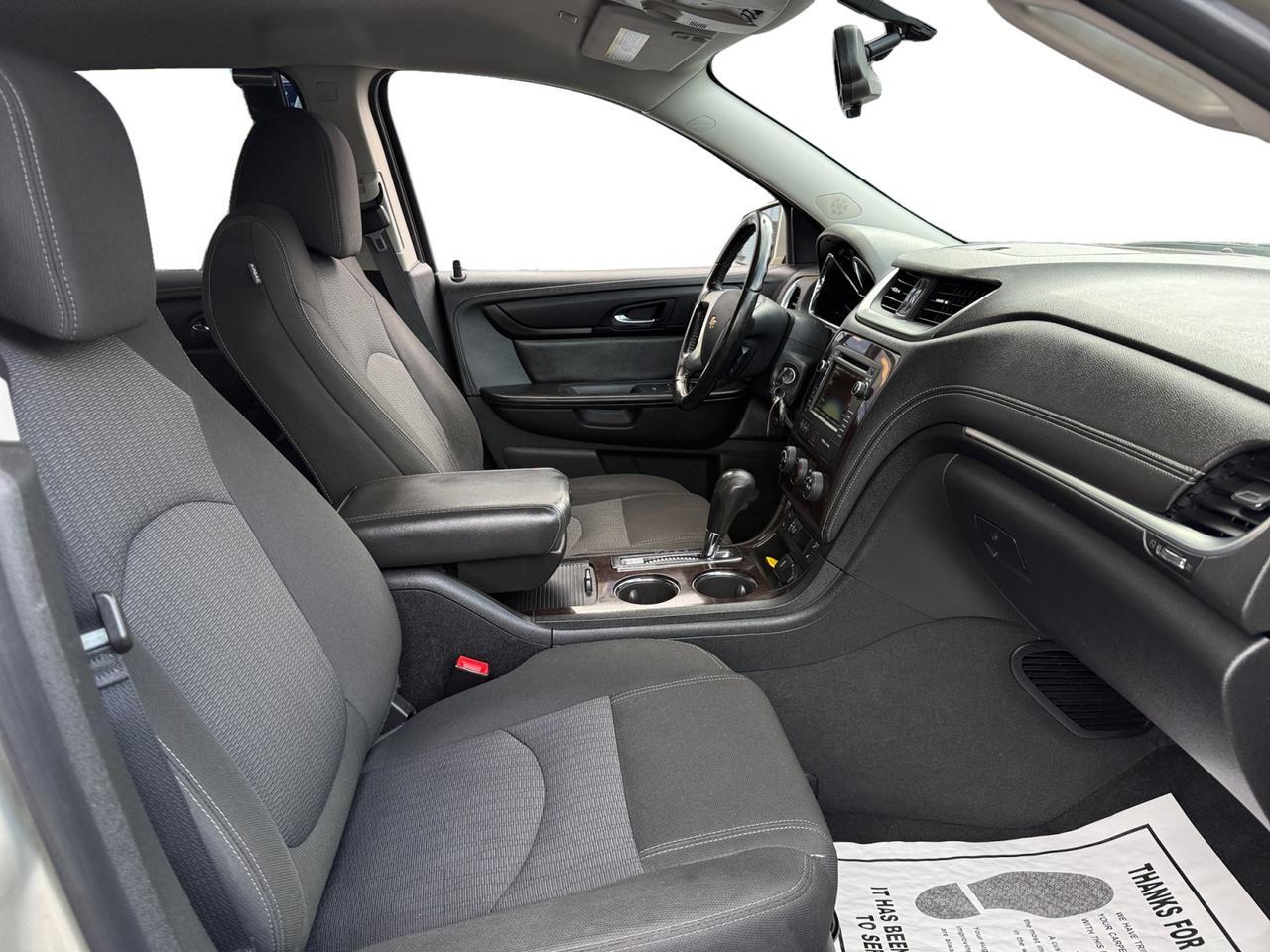 2017 CHEVROLET TRAVERSE 1LT Kansas City MO