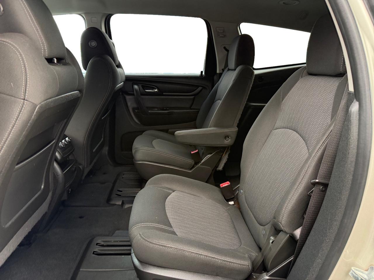 2017 CHEVROLET TRAVERSE 1LT Kansas City MO