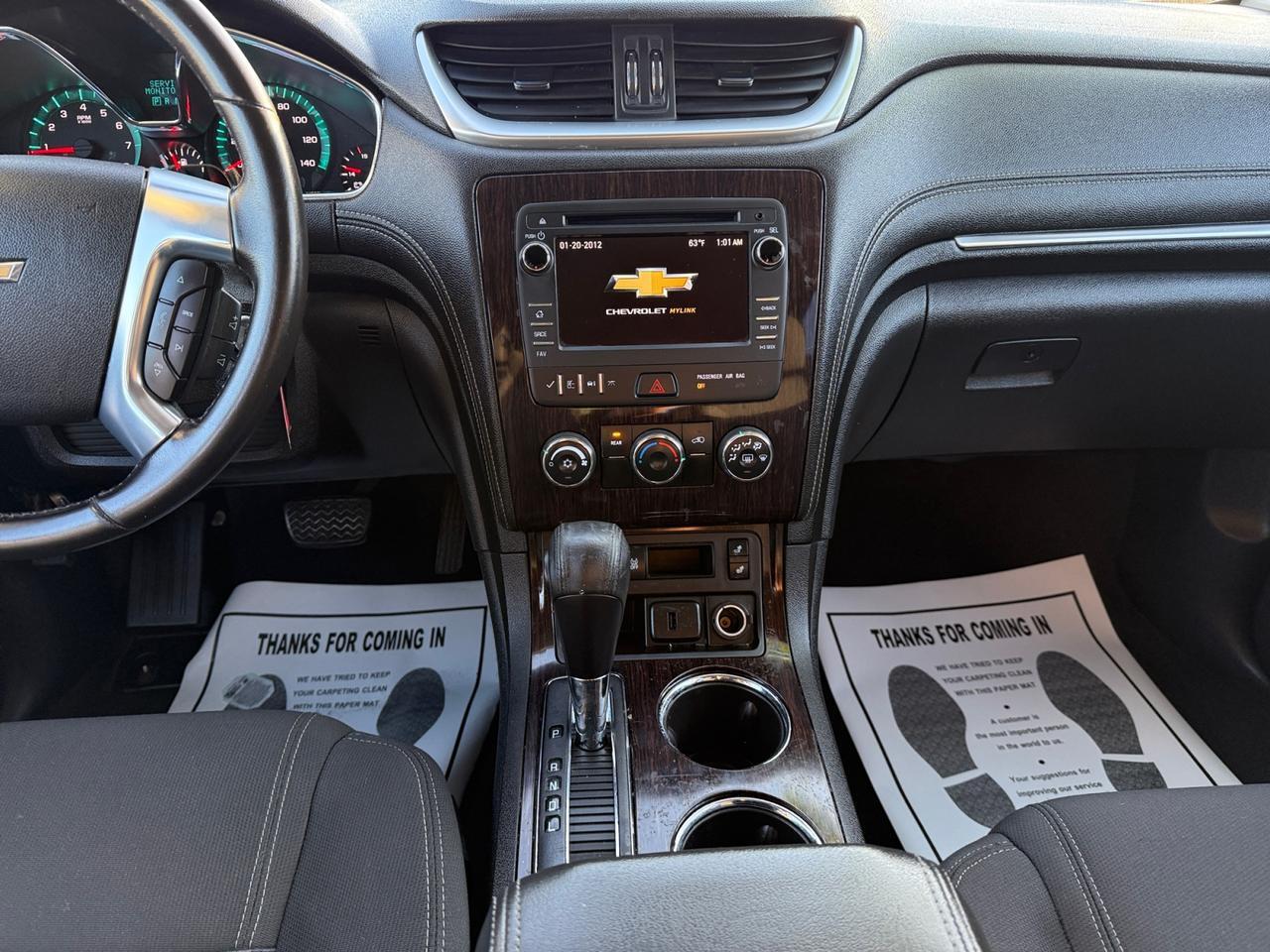 2017 CHEVROLET TRAVERSE 1LT LT Kansas City MO