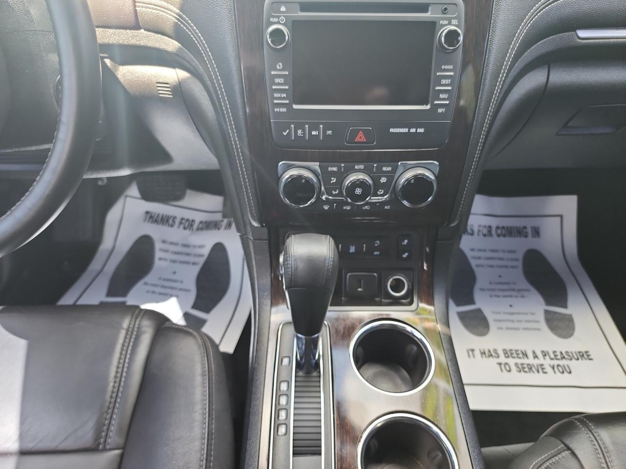 2017 CHEVROLET TRAVERSE 2LT Kansas City MO
