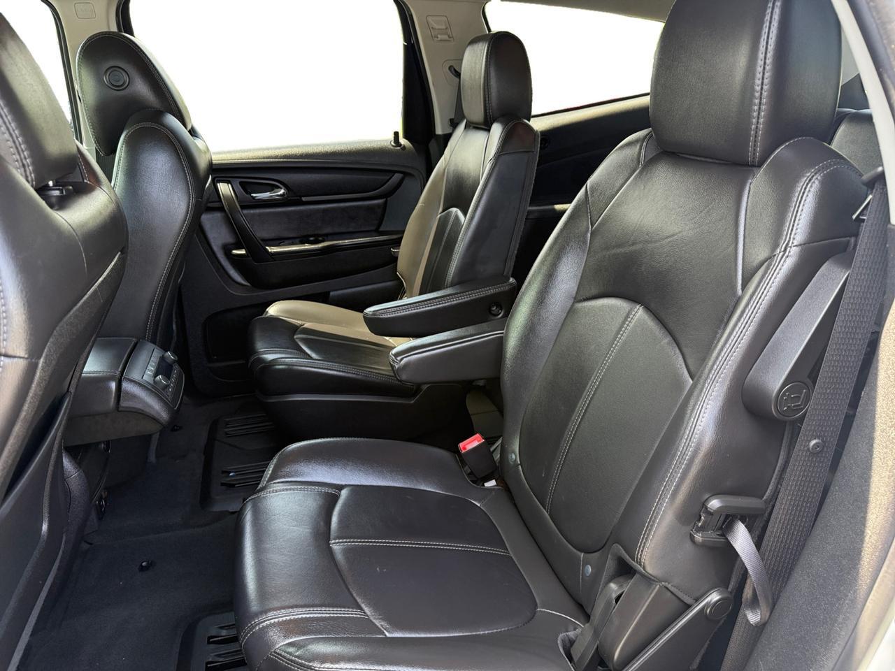 2017 CHEVROLET TRAVERSE 2LT LT Kansas City MO
